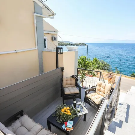 Vlachos Maisonette Kassiopi Exterior photo